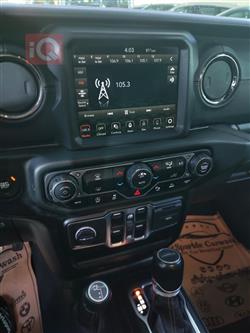 جيب جلاديتور